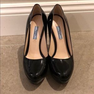 Authentic Prada Vernice basic patent Nero 37.5